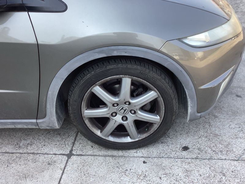 Honda Civic 1.8 VTEC Sport 2006 – снимка 11