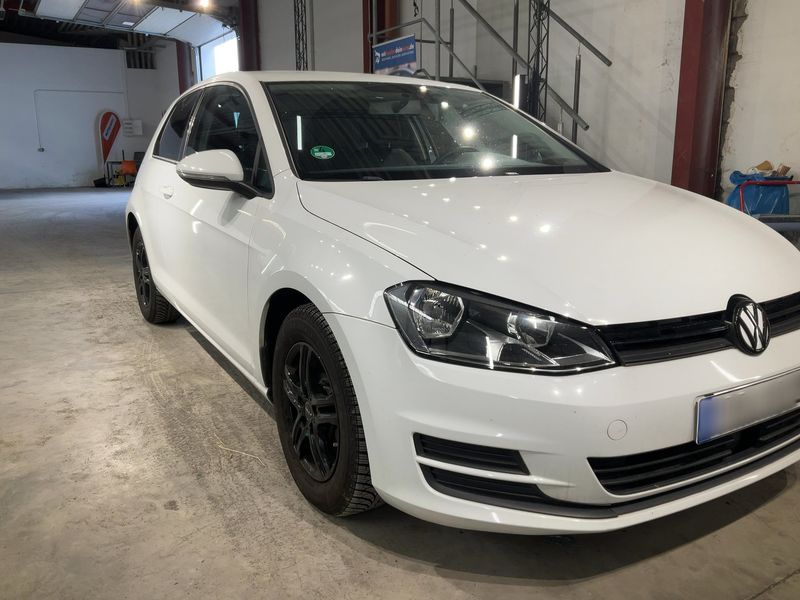 Volkswagen Golf VII 1.6 TDI Trendline BlueMotion Tech 2015 – снимка 12