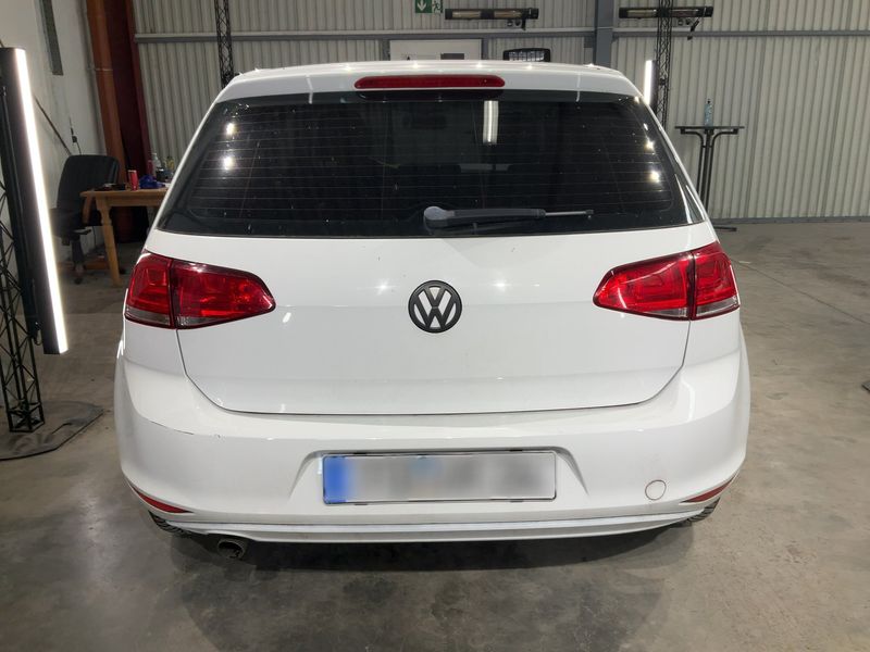 Volkswagen Golf VII 1.6 TDI Trendline BlueMotion Tech 2015 – снимка 7
