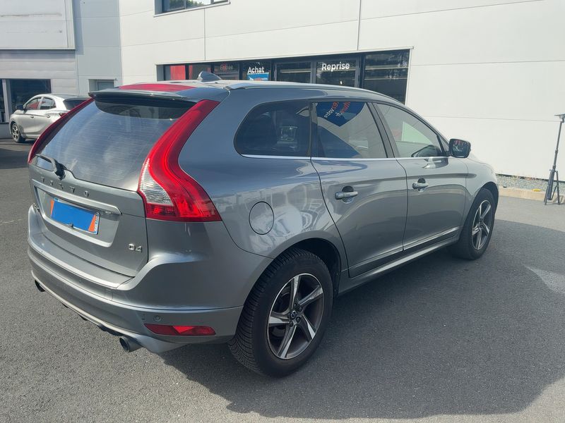 Volvo XC60 2.0 D4 R-Design 2015 – снимка 8