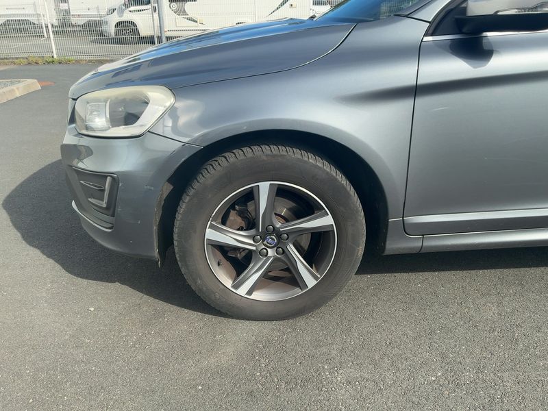 Volvo XC60 2.0 D4 R-Design 2015 – снимка 3