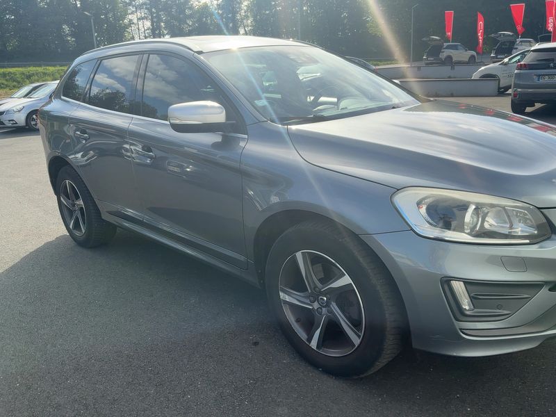 Volvo XC60 2.0 D4 R-Design 2015 – снимка 12