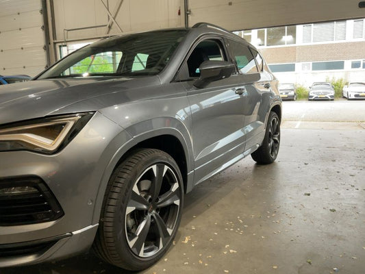 Cupra Ateca 2.0 TSI 4Drive 2024 – снимка 2