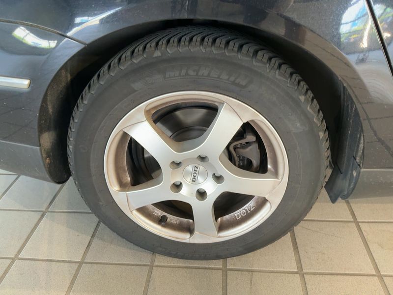 Volkswagen Passat 2.0 TDI Comfortline 2010 – снимка 19