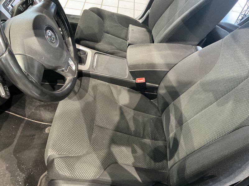 Volkswagen Passat 2.0 TDI Comfortline 2010 – снимка 25