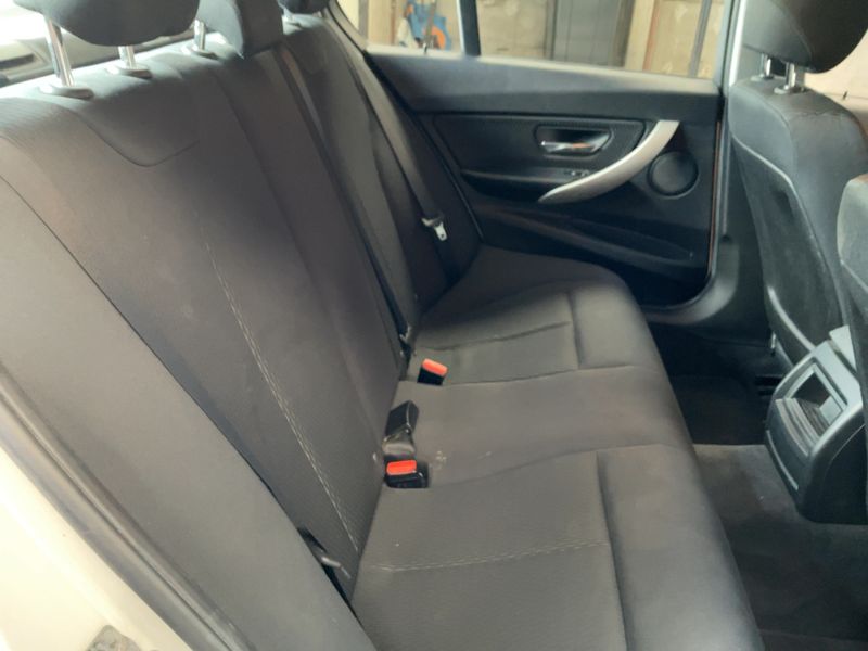 BMW 3er 318d 2015 – снимка 19