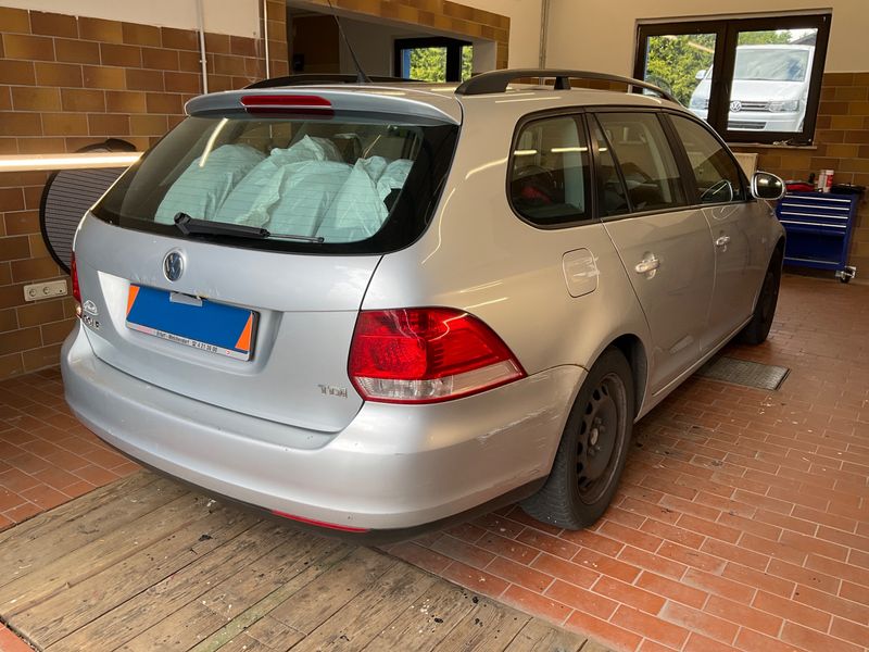 Volkswagen Golf V 1.9 TDI Trendline 2008 – снимка 2