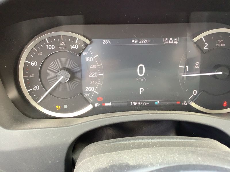 Jaguar XE 20d S AWD 2019 – снимка 18