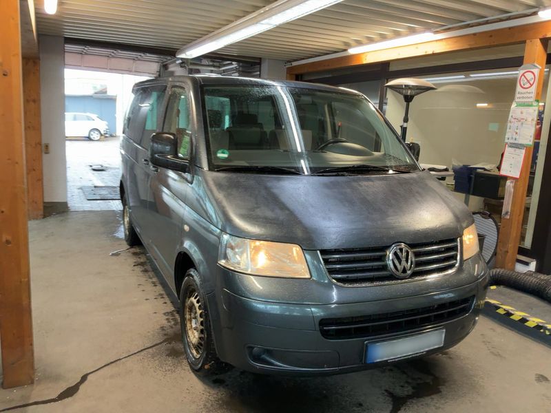 Volkswagen T5 Multivan 2.5 TDI Startline 2007 – снимка на щета