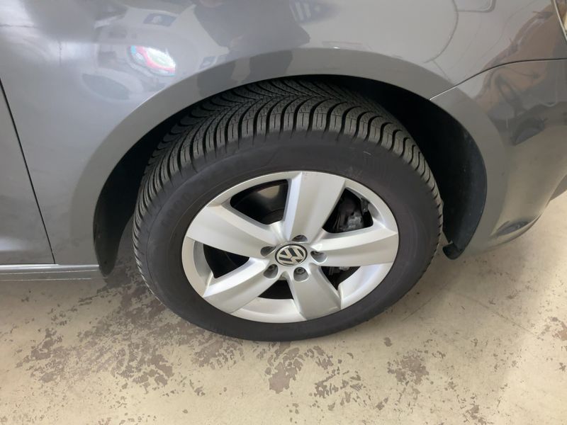 Volkswagen Caddy 2.0 TDI Maxi Comfortline 4Motion 2013 – снимка 11