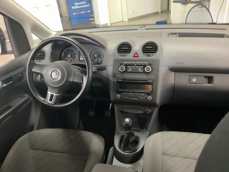 Volkswagen Caddy 2.0 TDI Maxi Comfortline 4Motion 2013 – снимка 18