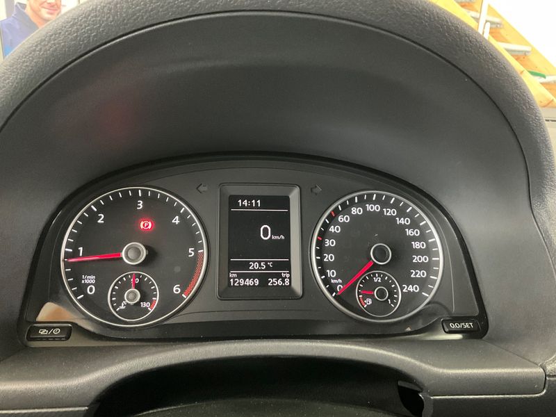 Volkswagen Caddy 2.0 TDI Maxi Comfortline 4Motion 2013 – снимка 19