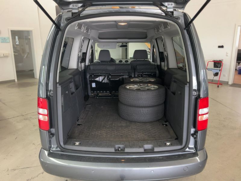 Volkswagen Caddy 2.0 TDI Maxi Comfortline 4Motion 2013 – снимка 16