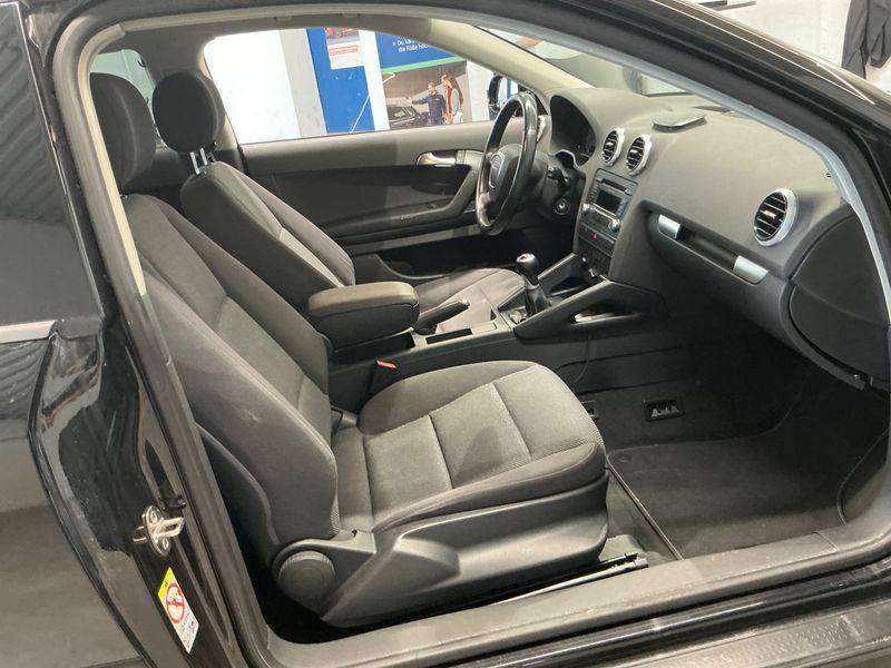 Audi A3 1.6 Attraction 2010 – снимка 3