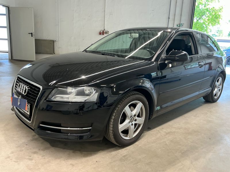 Audi A3 1.6 Attraction 2010 – снимка 1