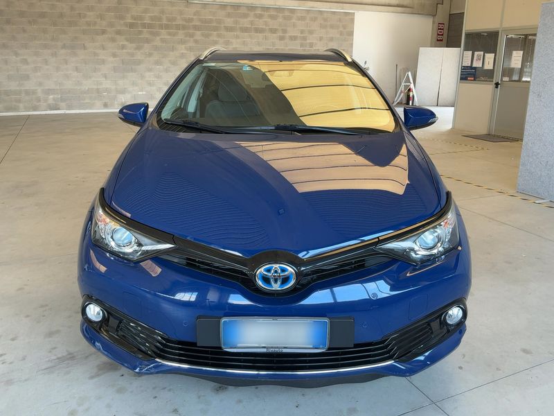 Toyota Auris Touring Sports 1.8 Hybrid Style 2018 – снимка 14