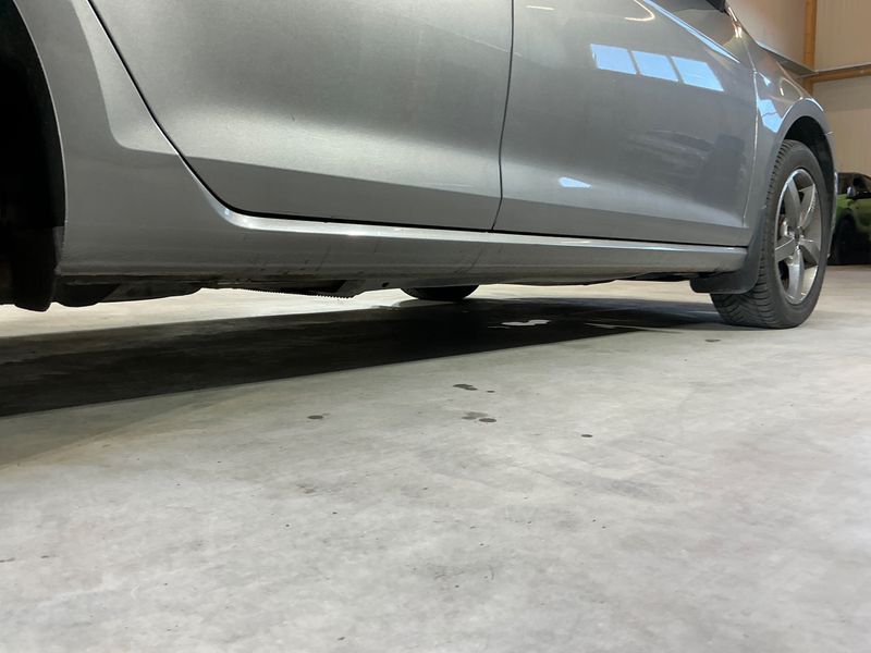 Volkswagen Golf VII 1.6 TDI Comfortline BlueMotion Tech 2015 – снимка 34