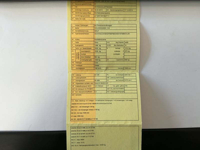 Volkswagen Golf VII 1.6 TDI Comfortline BlueMotion Tech 2015 – снимка 20