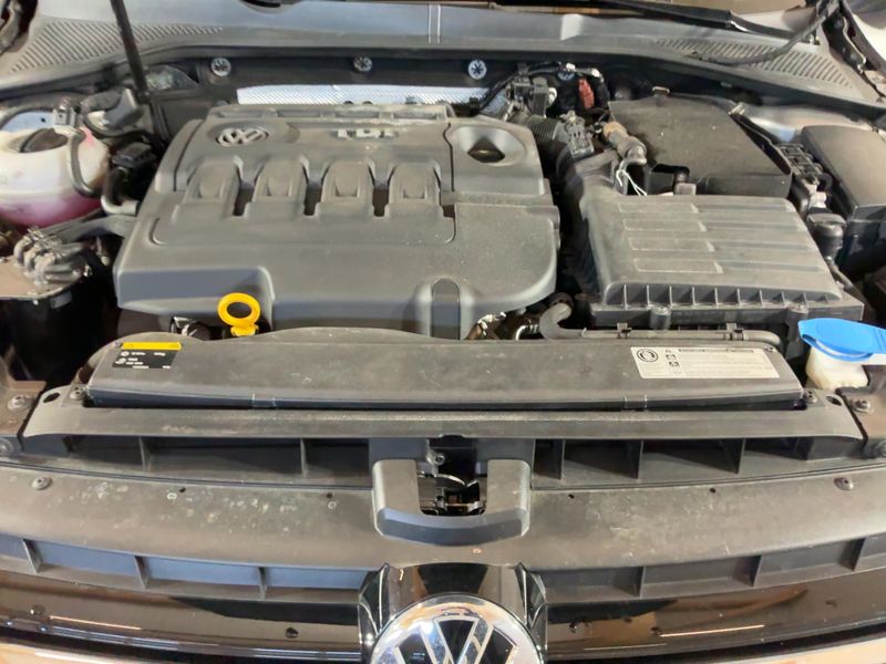 Volkswagen Golf VII 1.6 TDI Comfortline BlueMotion Tech 2015 – снимка 32