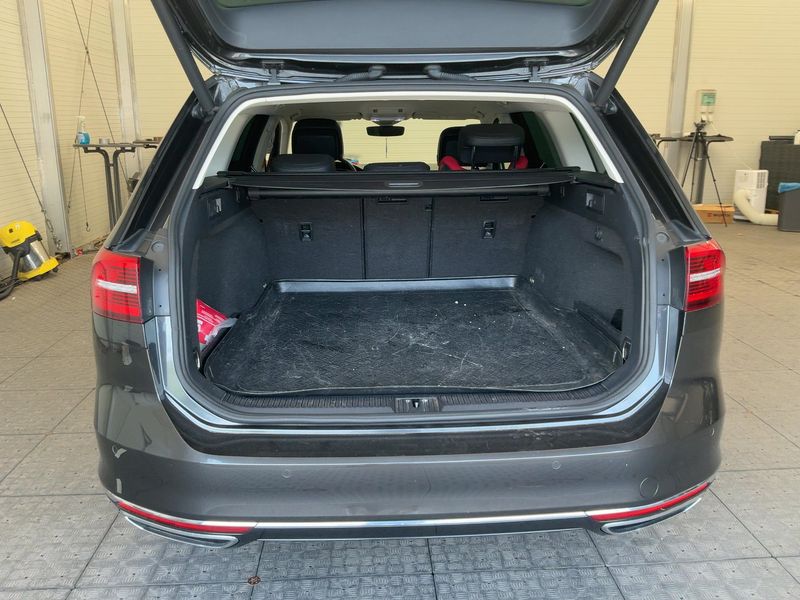 Volkswagen Passat 2.0 TDI Highline 4Motion BlueMotion Tech 2018 – снимка 15