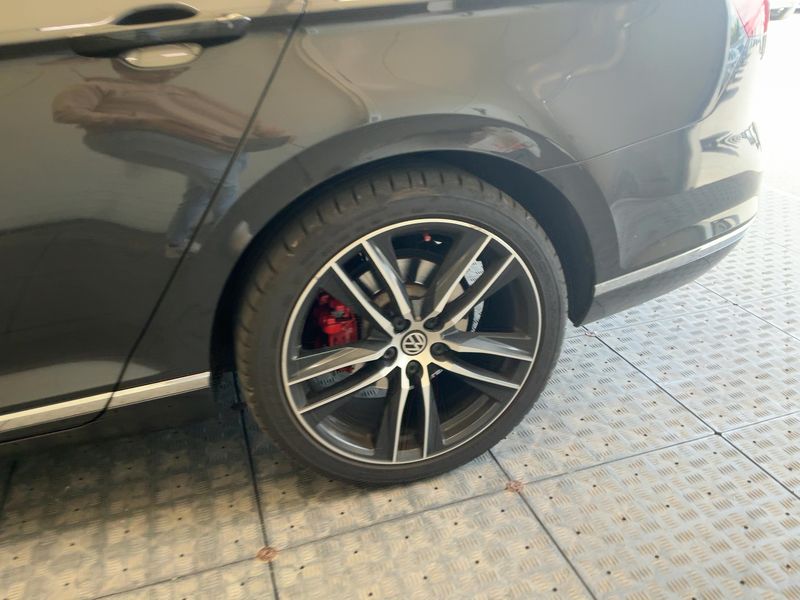 Volkswagen Passat 2.0 TDI Highline 4Motion BlueMotion Tech 2018 – снимка 5