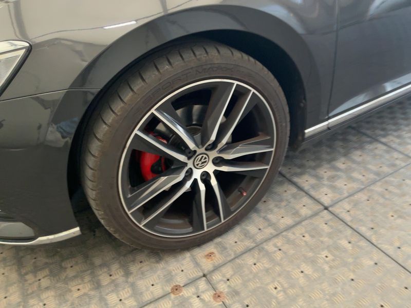 Volkswagen Passat 2.0 TDI Highline 4Motion BlueMotion Tech 2018 – снимка 3