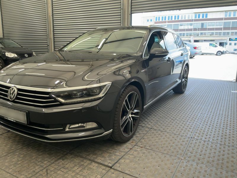 Volkswagen Passat 2.0 TDI Highline 4Motion BlueMotion Tech 2018 – снимка 2