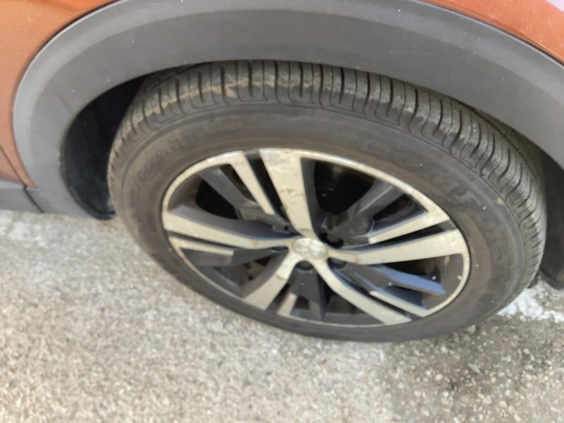 Peugeot 3008 1.6 Blue-HDi Allure 2016 – снимка 11