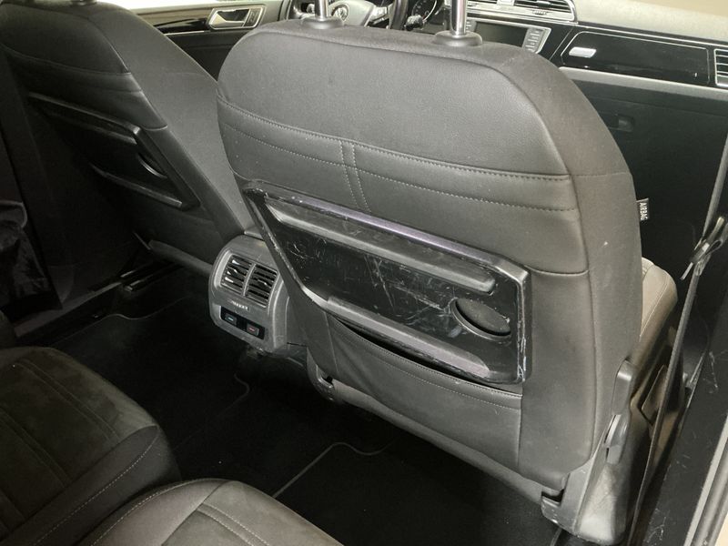 Volkswagen Touran 2.0 TDI Highline BlueMotion Tech 2016 – снимка 25