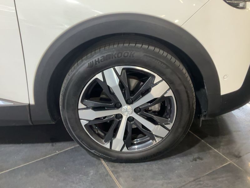 Peugeot 3008 1.5 Blue-HDi Allure 2018 – снимка 11