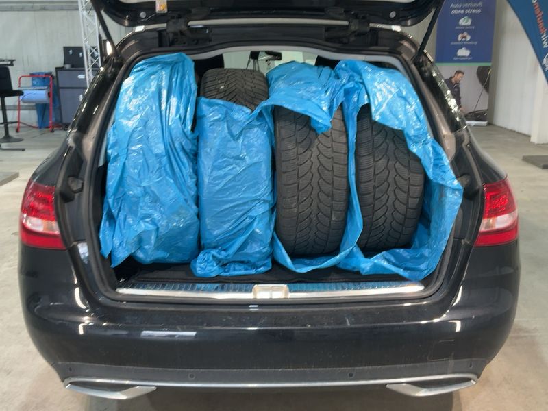 Mercedes-Benz C-Klasse C 200 d T Avantgarde 2019 – снимка 16