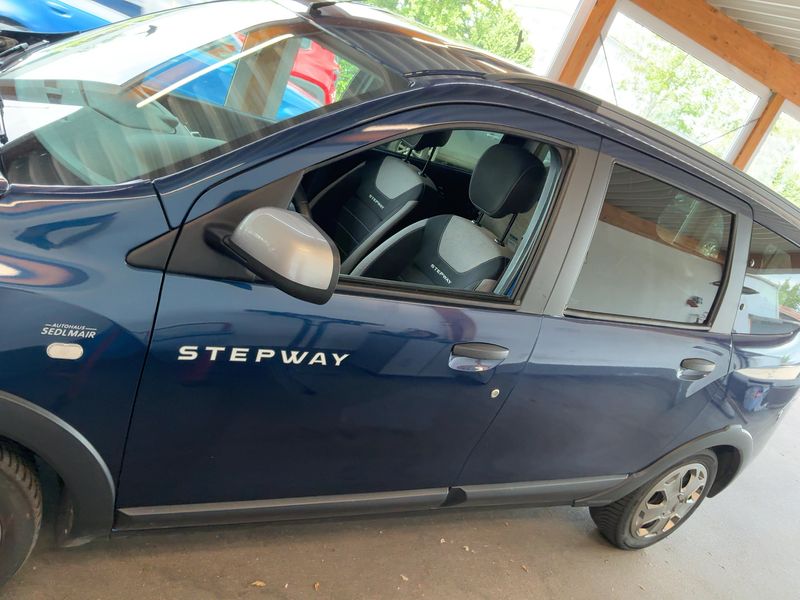 Dacia Lodgy 1.2 TCe Stepway 2018 – снимка 4