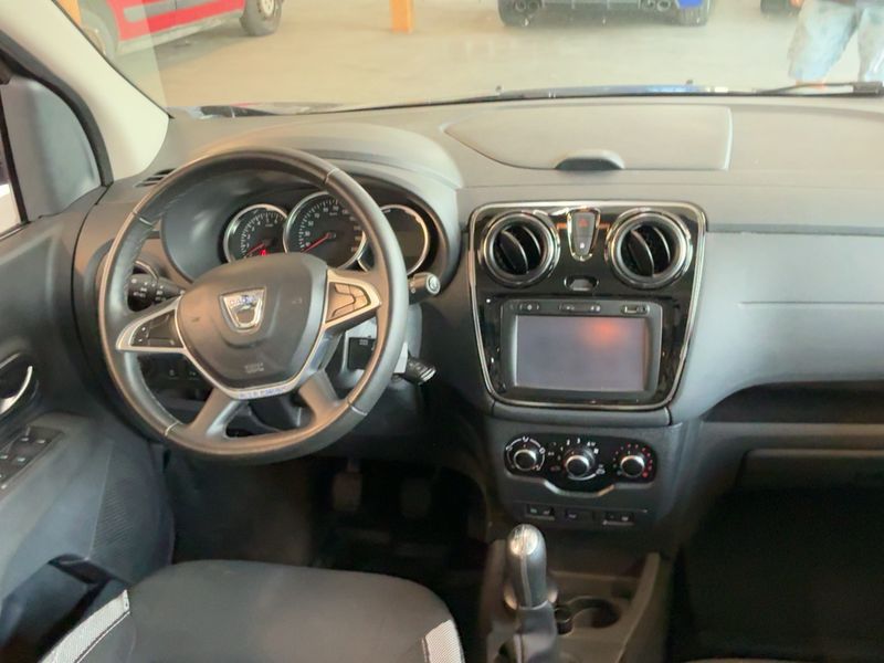 Dacia Lodgy 1.2 TCe Stepway 2018 – снимка 18