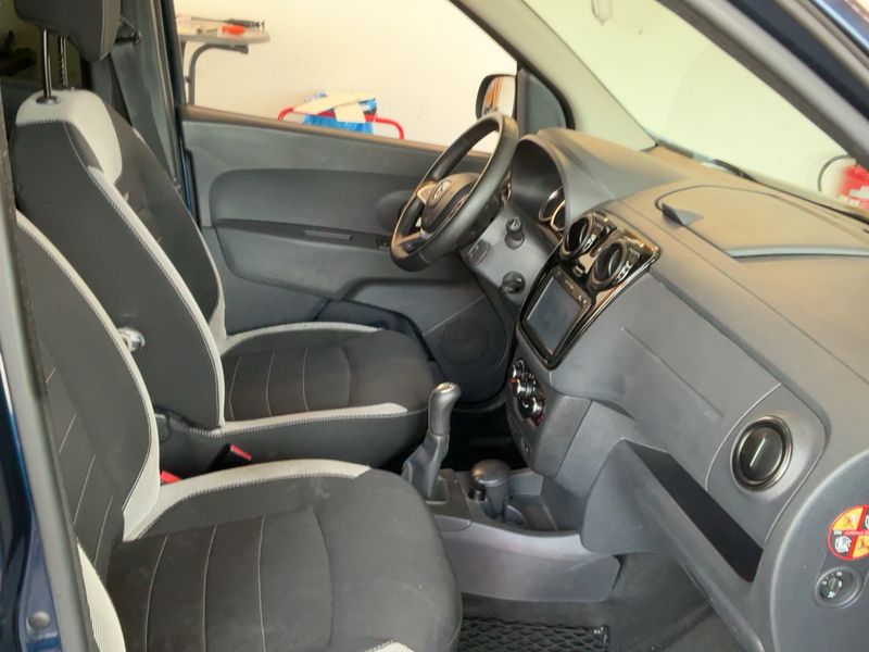 Dacia Lodgy 1.2 TCe Stepway 2018 – снимка 17