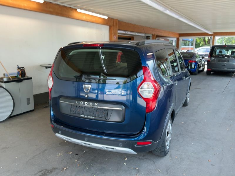 Dacia Lodgy 1.2 TCe Stepway 2018 – снимка 8