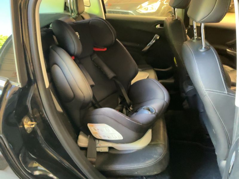 Peugeot 2008 1.6 Allure 2013 – снимка 19