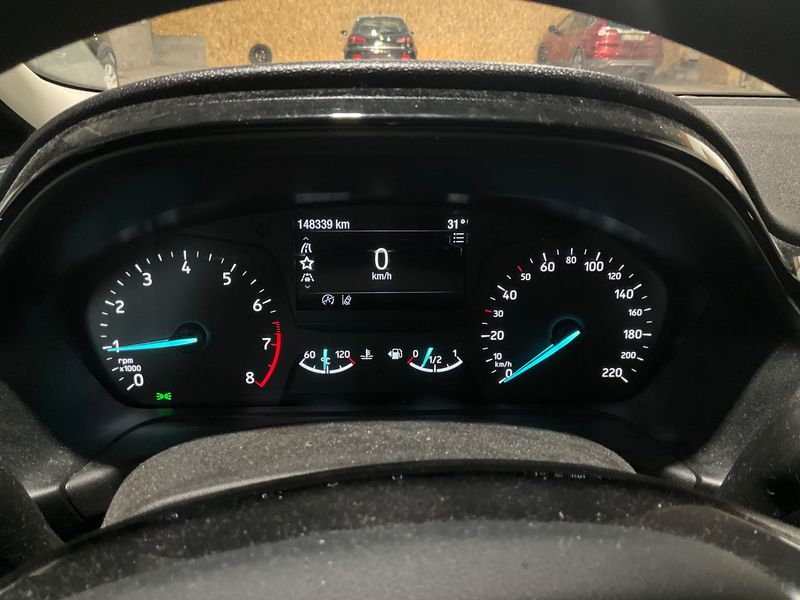 Ford Fiesta 1.0 EcoBoost Business High 2019 – снимка 18