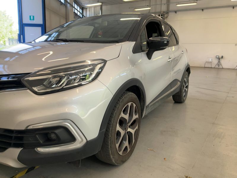 Renault Captur 1.3 TCe Sport Edition2 2019 – снимка 2