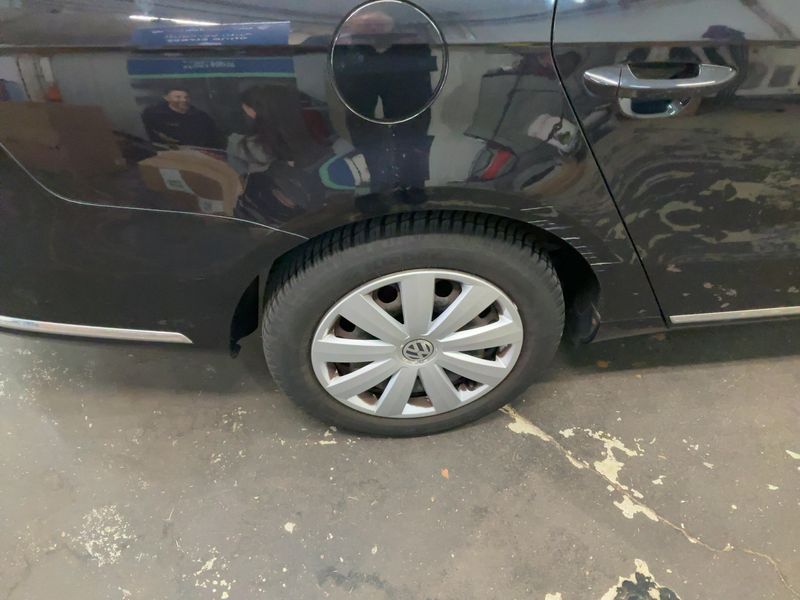 Volkswagen Passat 2.0 TDI Highline BlueMotion Tech 2012 – снимка 18