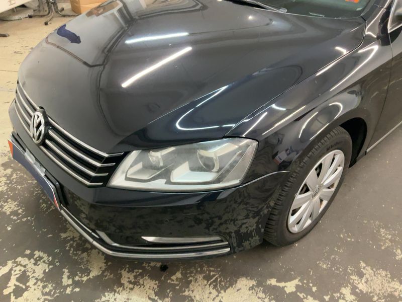 Volkswagen Passat 2.0 TDI Highline BlueMotion Tech 2012 – снимка 2
