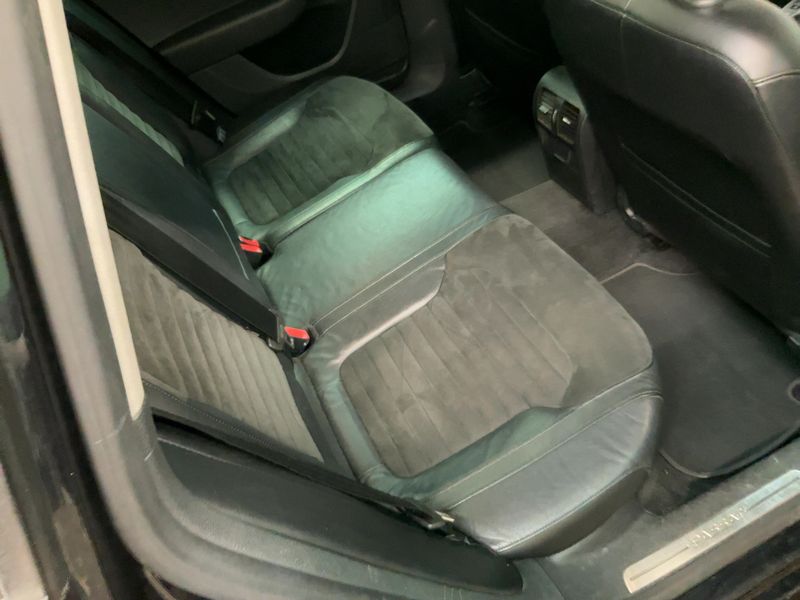 Volkswagen Passat 2.0 TDI Highline BlueMotion Tech 2012 – снимка 14