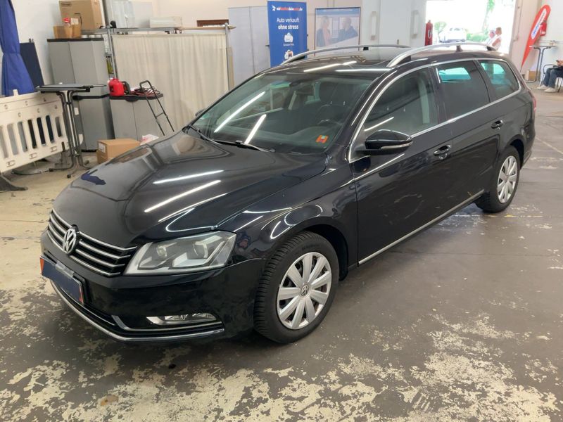 Volkswagen Passat 2.0 TDI Highline BlueMotion Tech 2012