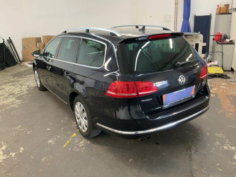 Volkswagen Passat 2.0 TDI Highline BlueMotion Tech 2012 – снимка 3
