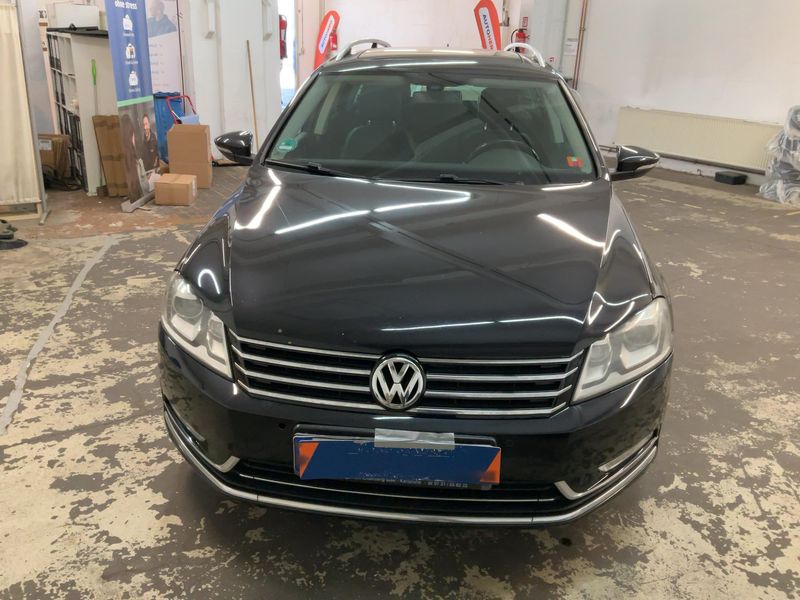 Volkswagen Passat 2.0 TDI Highline BlueMotion Tech 2012 – снимка 9