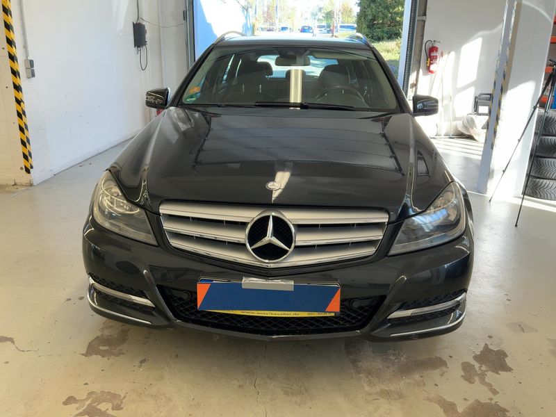 Mercedes-Benz C-Klasse C 220 CDI T BlueEfficiency Avantgarde 2011 – снимка 9