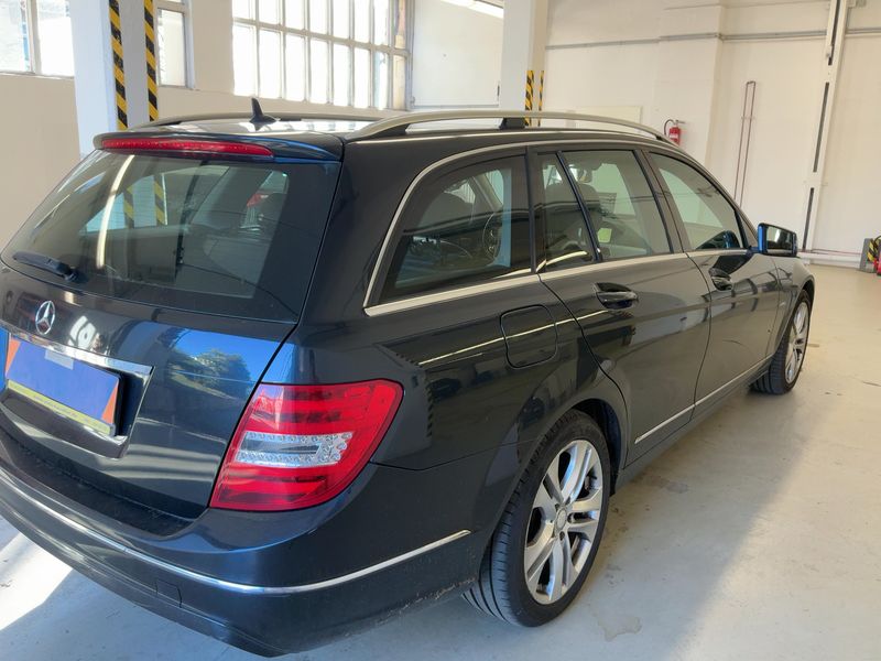Mercedes-Benz C-Klasse C 220 CDI T BlueEfficiency Avantgarde 2011 – снимка 6