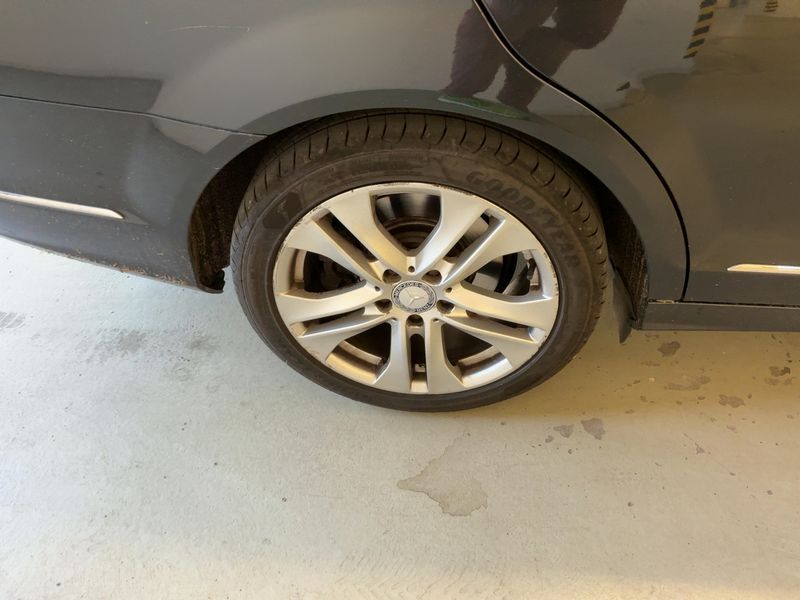 Mercedes-Benz C-Klasse C 220 CDI T BlueEfficiency Avantgarde 2011 – снимка 18