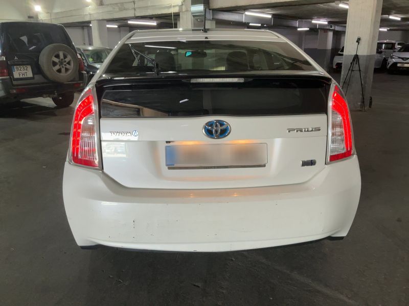 Toyota Prius 1.8 Plug-in Hybrid 2013 – снимка 7