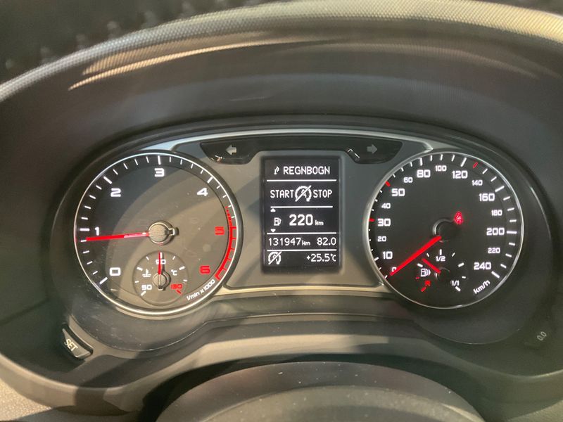 Audi A1 1.6 TDI 2015 – снимка 19