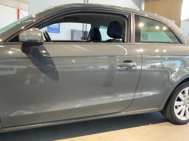 Audi A1 1.6 TDI 2015 – снимка 4